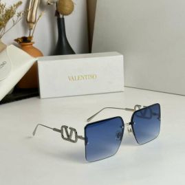 Picture of Valentino Sunglasses _SKUfw54107400fw